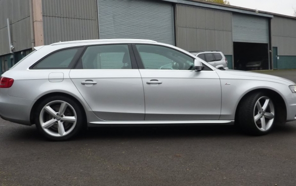 Audi A4 2.0 TDI 143 S Line 5dr Multitronic FAST and 54.3 MPG EXTRA URBAN