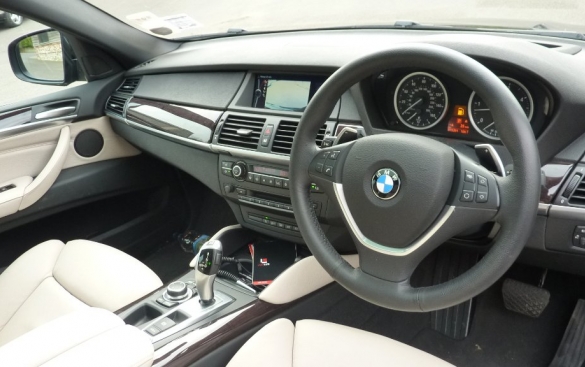 BMW X6 xDrive40d 5dr Step Auto 3.0 HUGE SPEC. MASSIVE SAVING!!!