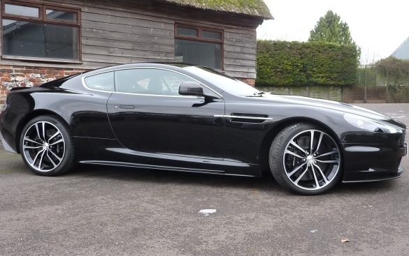 Aston Martin DBS ULTIMATE 6.0 V12 COUPE 2DR TOUCHTRONIC AUTO